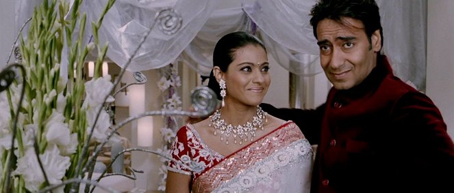 Für immer wir - U Me aur Hum - Filmfotos - Kajol, Ajay Devgan