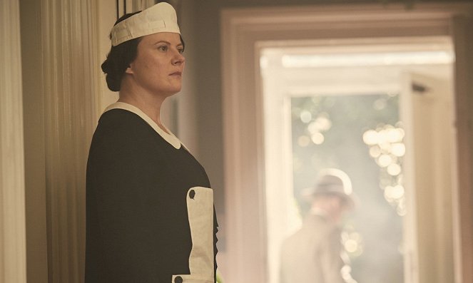 Agatha Christie: Testemunha de acusação - Do filme - Monica Dolan