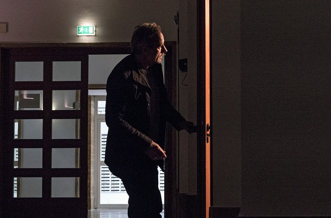 Tatort - Season 48 - Land in dieser Zeit - Filmfotos - Wolfram Koch