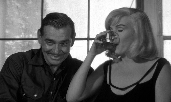 Kallódó emberek - Filmfotók - Clark Gable, Marilyn Monroe