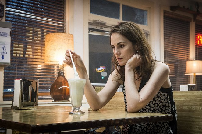Good Behavior - For You I'd Go with Strawberry - Photos - Michelle Dockery