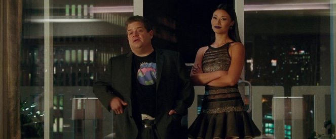 Keeping Up with the Joneses - Photos - Patton Oswalt, Ming Zhao