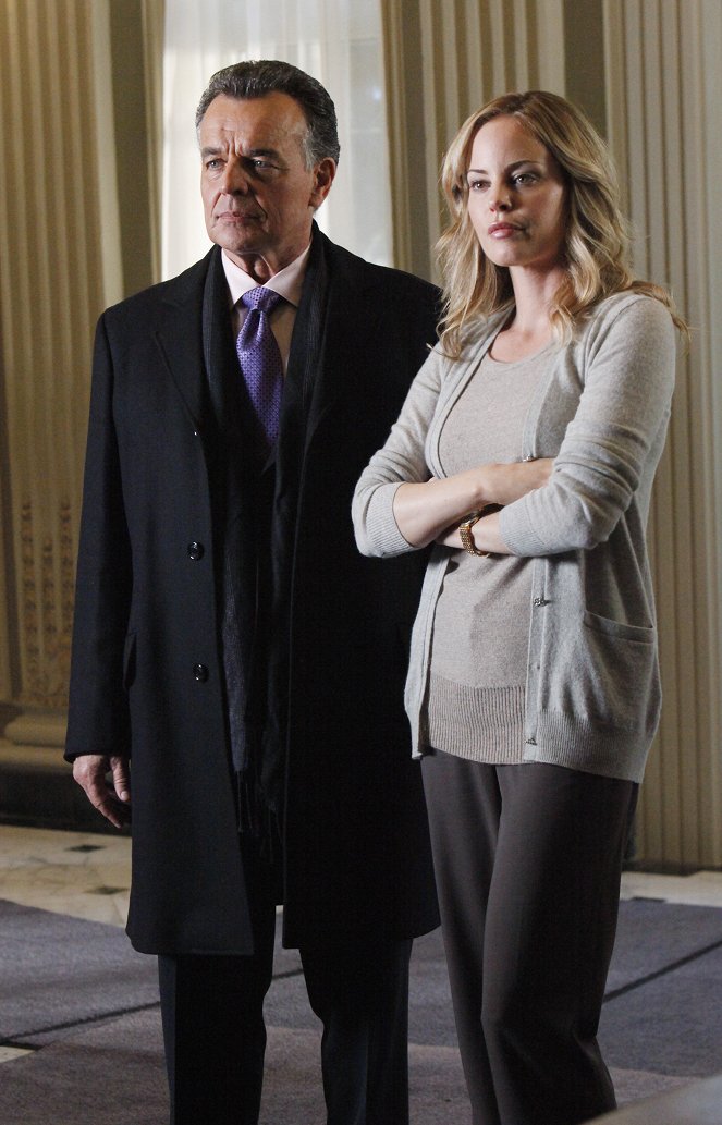 Castle - Suicide Squeeze - Photos - Ray Wise, Chandra West