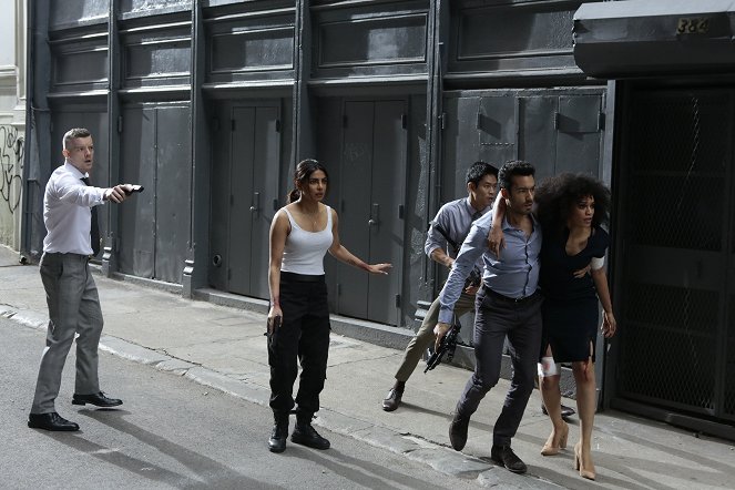 Quantico - Season 2 - Die Wahrheit bist du - Filmfotos - Russell Tovey, Priyanka Chopra Jonas, David Lim, Aarón Díaz, Pearl Thusi
