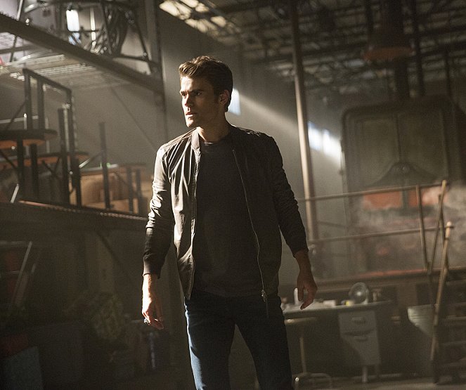 The Vampire Diaries - Season 8 - You Decided That I Was Worth Saving - Photos - Paul Wesley
