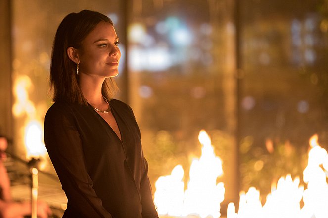 The Vampire Diaries - Season 8 - Detoured on Some Random Backwoods Path to Hell - Photos - Nathalie Kelley