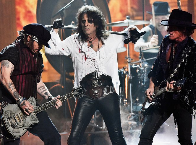 The 58th Annual Grammy Awards - Photos - Johnny Depp, Alice Cooper