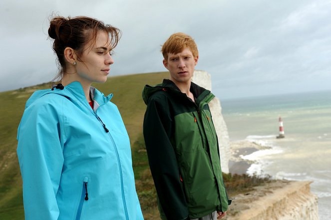 Black Mirror - Be Right Back - Photos - Hayley Atwell, Domhnall Gleeson