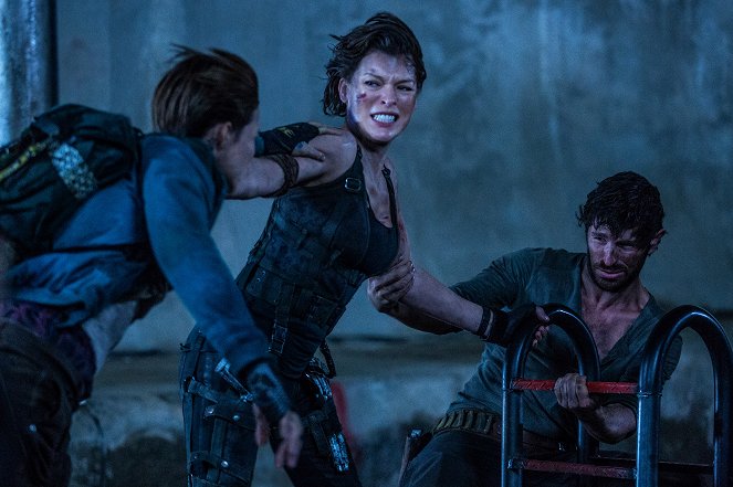 Resident Evil: The Final Chapter - Filmfotos - Milla Jovovich, Eoin Macken