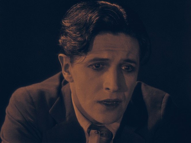 Příšerný host - Z filmu - Ivor Novello