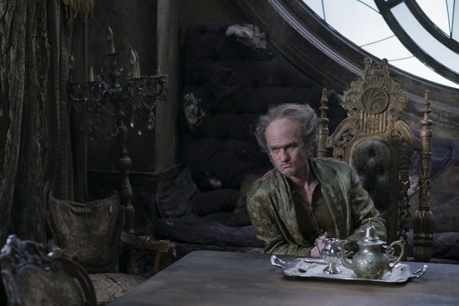 A Series of Unfortunate Events - The Bad Beginning: Part Two - Van film - Neil Patrick Harris