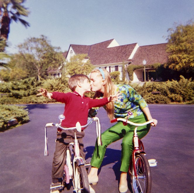 V záři reflektorů: Carrie Fisher a Debbie Reynolds - Z filmu