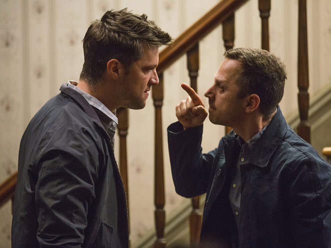 Sneaky Pete - Season 1 - Photos - Shane McRae, Giovanni Ribisi