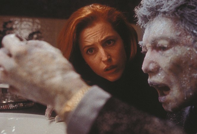 The X-Files - Salaiset kansiot - Synchrony - Kuvat elokuvasta - Gillian Anderson