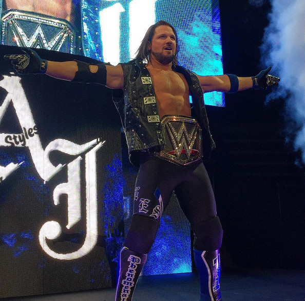 WWE SmackDown LIVE! - Photos - Allen Jones