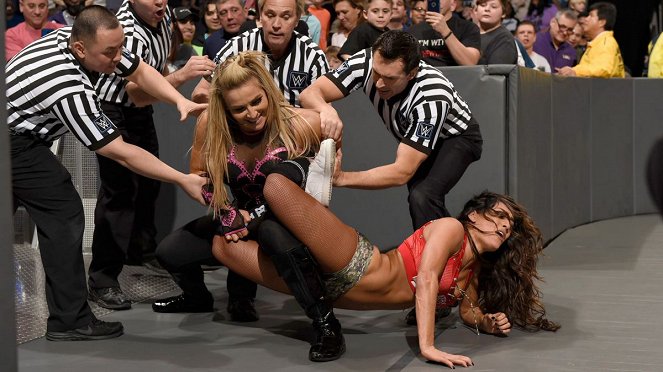 WWE SmackDown LIVE! - Photos - Natalie Neidhart, Nicole Garcia