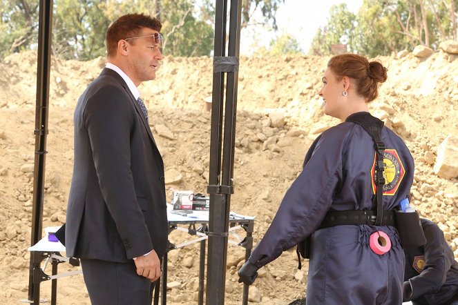 Bones - The Final Chapter - The New Tricks in the Old Dogs - Photos - David Boreanaz, Emily Deschanel