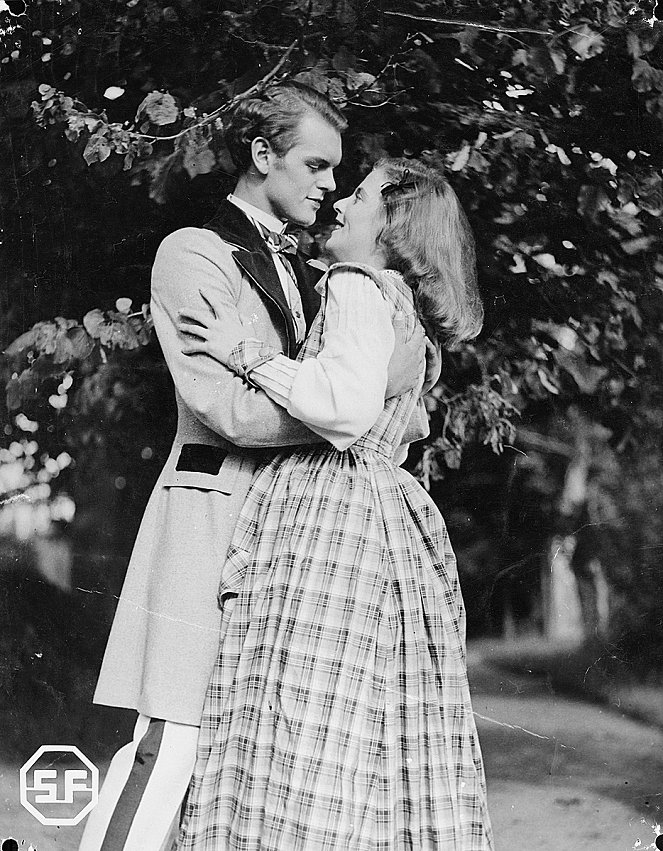 Catherine and the Count of Munkkiniemi - Photos - Leif Wager, Regina Linnanheimo