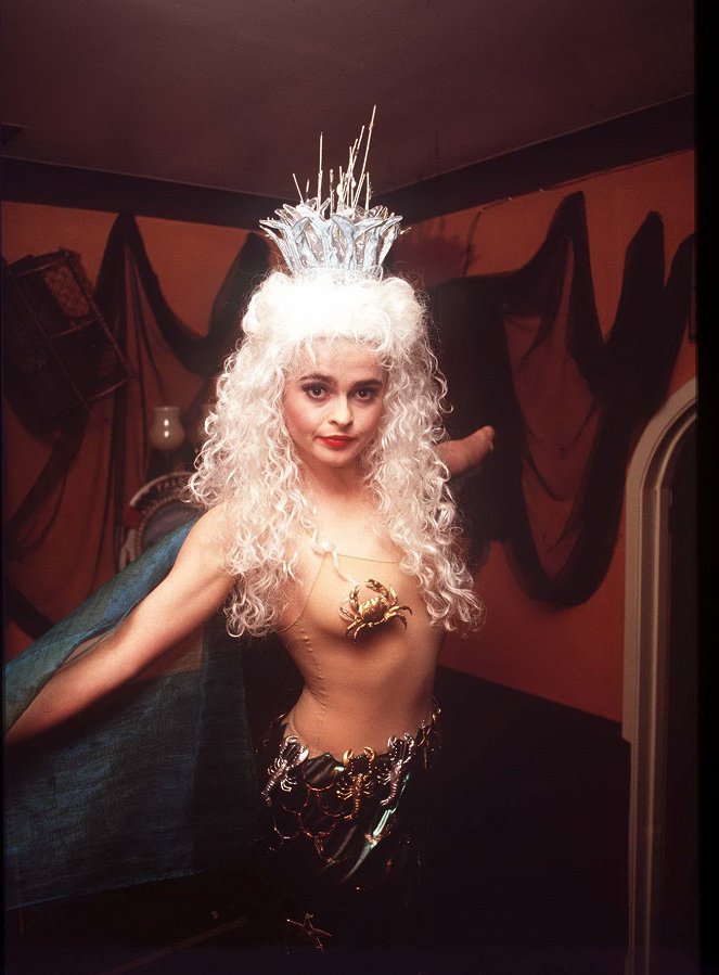 Dancing Queen - Promóció fotók - Helena Bonham Carter