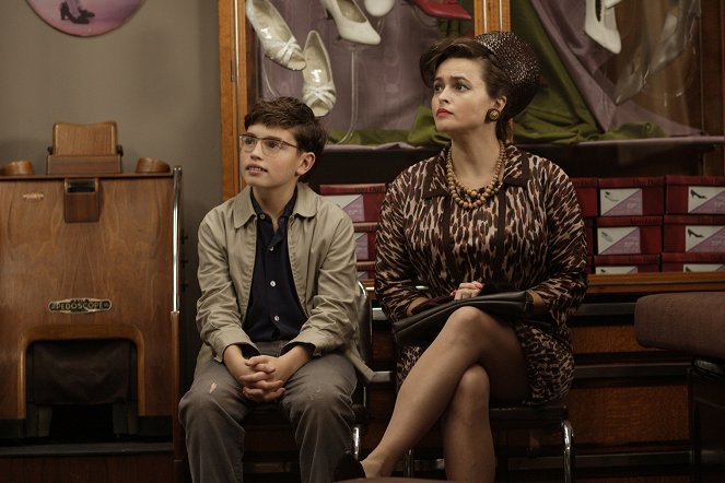 Sześćdziesiąty szósty - Z filmu - Gregg Sulkin, Helena Bonham Carter