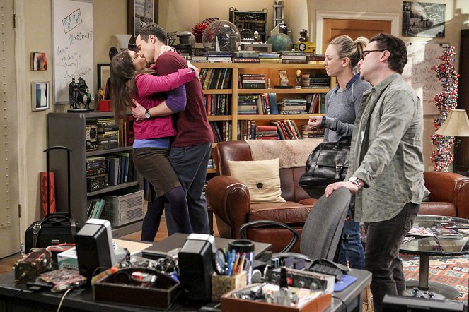 The Big Bang Theory - The Romance Recalibration - Van film - Mayim Bialik, Jim Parsons, Kaley Cuoco, Johnny Galecki