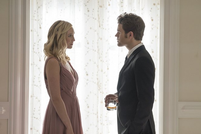 The Vampire Diaries - Kotikonnut - Kuvat elokuvasta - Candice King, Paul Wesley