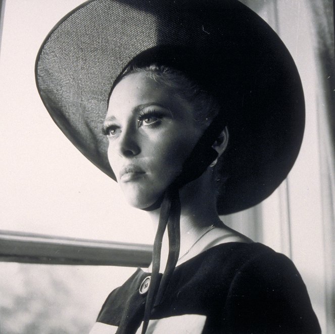 A Thomas Crown-ügy - Filmfotók - Faye Dunaway