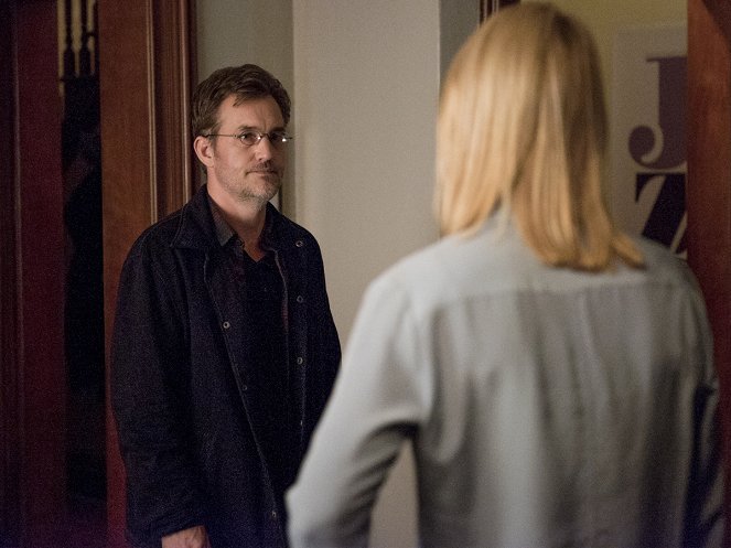 Homeland - Season 6 - The Man in the Basement - Photos - Maury Sterling