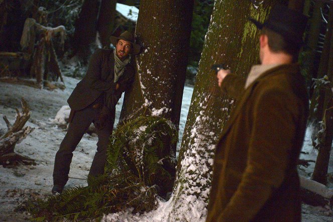 Timeless - The Murder of Jesse James - Photos - Daniel Lissing
