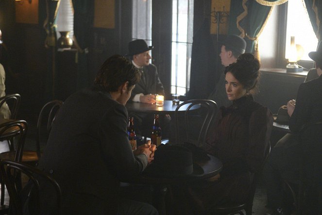 Timeless - The World's Columbian Exposition - Photos - Abigail Spencer