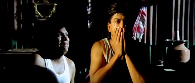 Karan Arjun - Do filme - Johny Lever, Shahrukh Khan