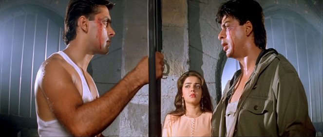 Karan Arjun - Do filme - Salman Khan, Mamta Kulkarni, Shahrukh Khan