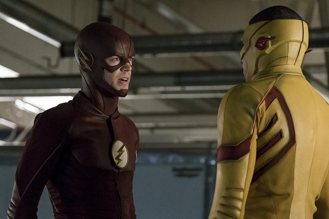 The Flash - Borrowing Problems from the Future - Van film - Grant Gustin