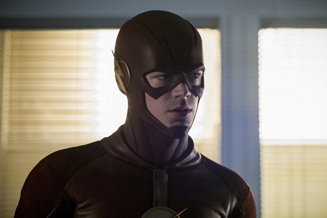 The Flash - Tomando prestados problemas del futuro - De la película - Grant Gustin