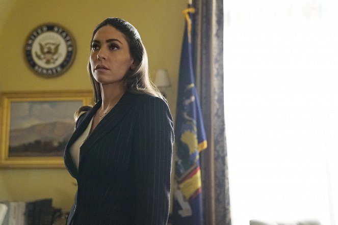 Os Agentes S.H.I.E.L.D. - Season 4 - Wake Up - Do filme - Natalia Cordova-Buckley