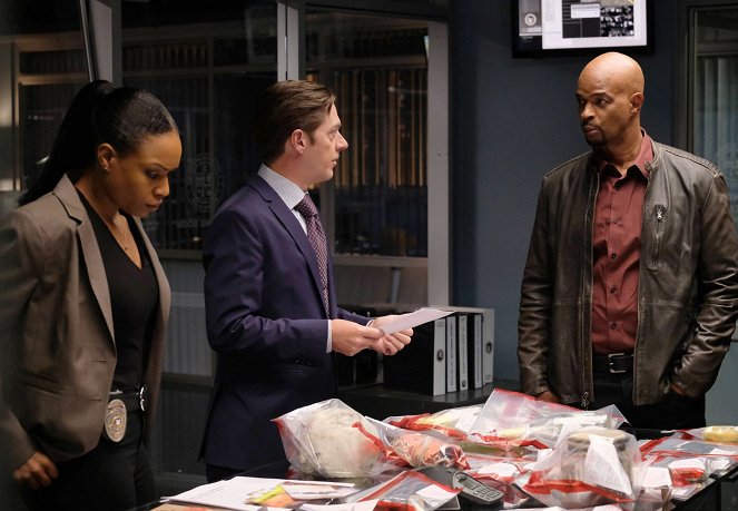 Lethal Weapon - The Seal is Broken - Photos - Michelle Mitchenor, Kevin Rahm, Damon Wayans