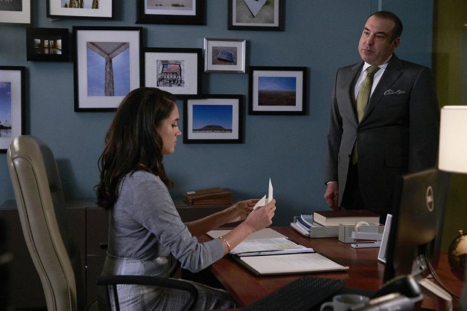 Suits - She's Gone - Photos - Rick Hoffman