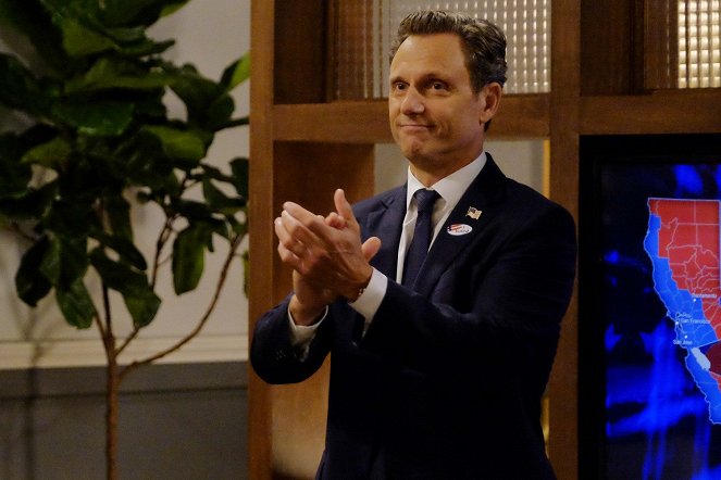 Scandal - Survival of the Fittest - Photos - Tony Goldwyn