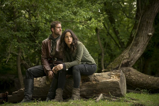 Emerald City - They Came First - Film - Oliver Jackson-Cohen, Adria Arjona