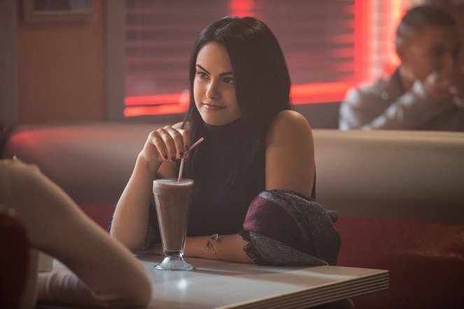 Riverdale - Chapter Two: A Touch of Evil - Photos - Camila Mendes