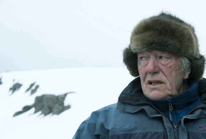 Fortitude - Epizoda 9 - Van film - Michael Gambon