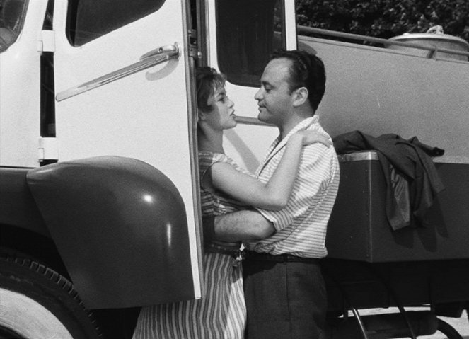 Rakkauden kiihko - Kuvat elokuvasta - Brigitte Bardot, Raymond Pellegrin
