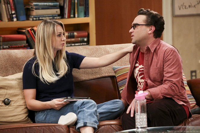 The Big Bang Theory - The Emotion Detection Automation - Photos - Kaley Cuoco, Johnny Galecki