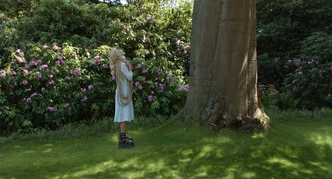 Miss Peregrine's Home for Peculiar Children - Photos