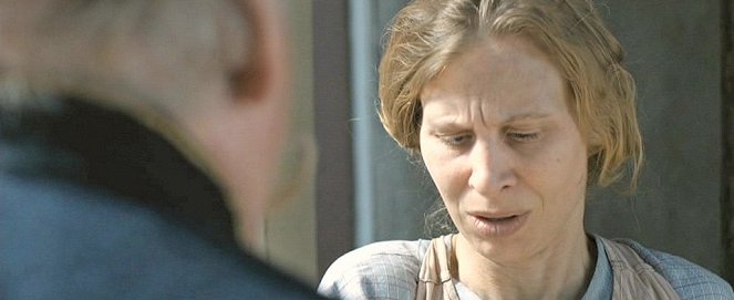 Le Vieux qui ne voulait pas fêter son anniversaire - Film - Pernilla Göst