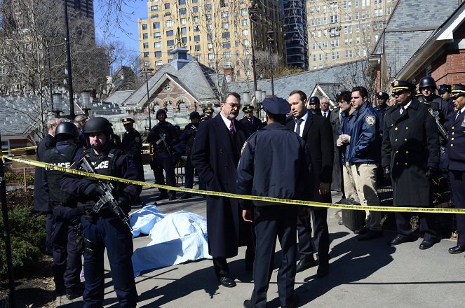 Blue Bloods - Crime Scene New York - New Rules - Photos - Tom Selleck, Donnie Wahlberg