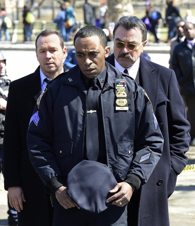 Blue Bloods - Crime Scene New York - New Rules - Photos - Donnie Wahlberg, Tom Selleck