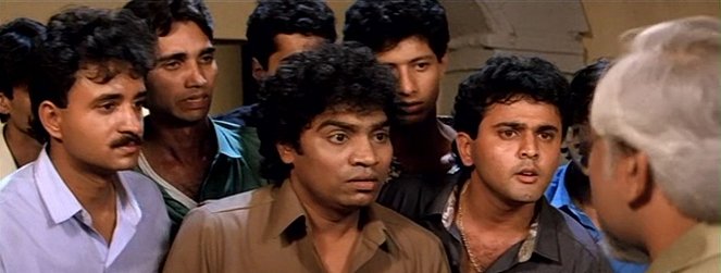 Chamatkar - De la película - Johny Lever
