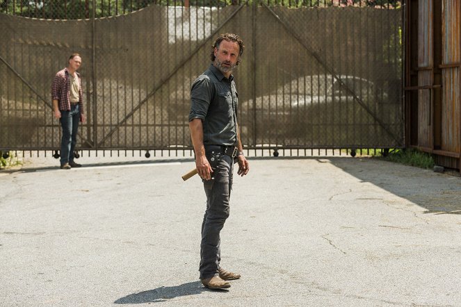 The Walking Dead - Szikla az útban - Filmfotók - Andrew Lincoln