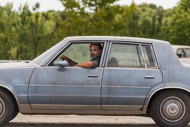 The Walking Dead - Szikla az útban - Filmfotók - Andrew Lincoln